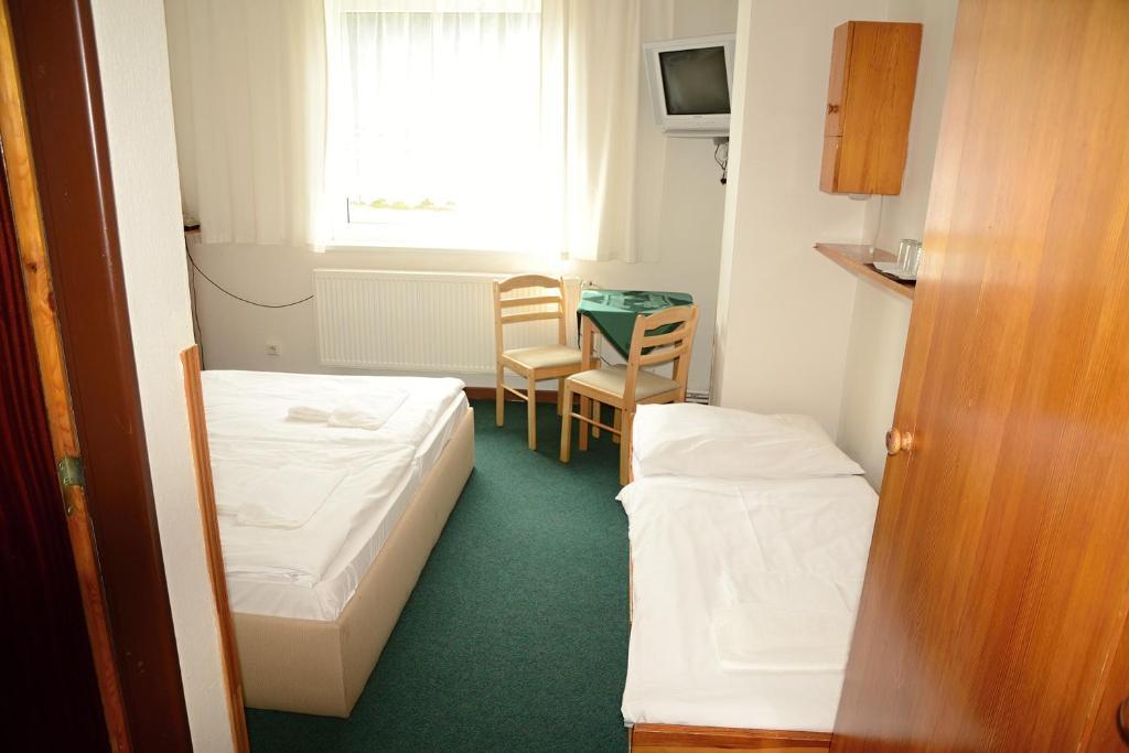 Sporthotel Olympia Stachy Quarto foto